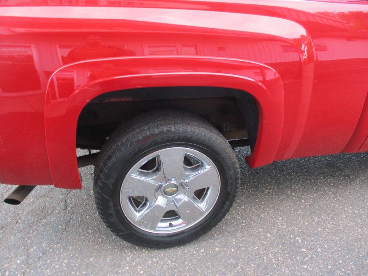 Used 2011 Chevrolet Silverado 1500 LT w/ All-Star Edition AWD/4WD image 40