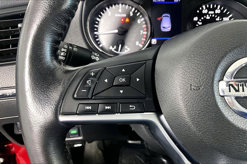 Used 2019 Nissan Rogue Sport SV w/ Technology Package FWD image 18
