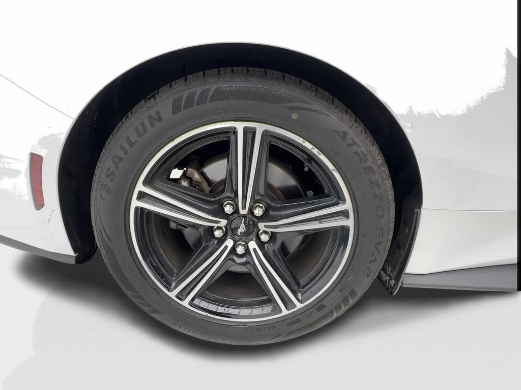 Used 2024 Ford Mustang Coupe RWD image 11
