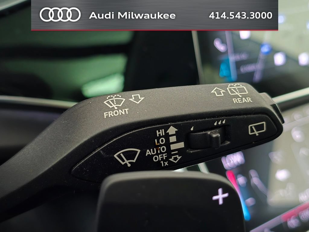 Used 2023 Audi Q8 Premium w/ Convenience Package AWD/4WD image 38