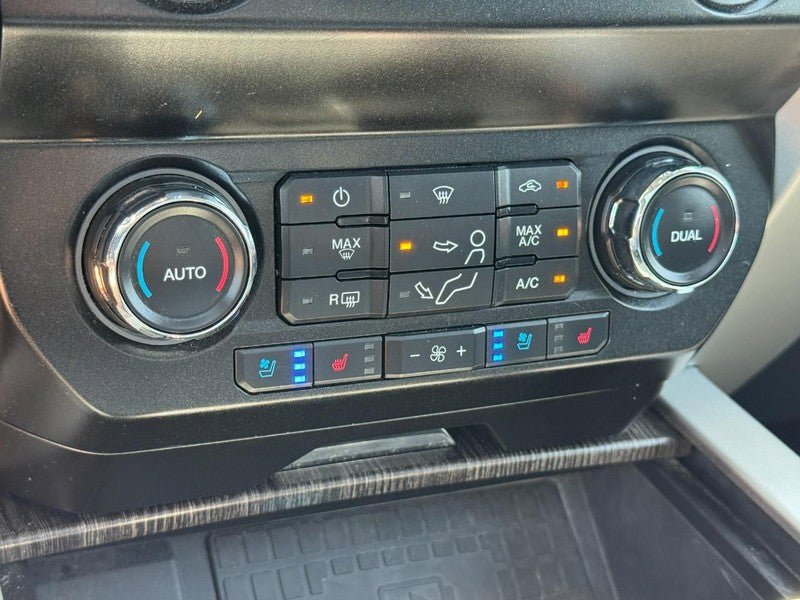 Used 2021 Ford F350 Lariat w/ Lariat Ultimate Package AWD/4WD image 22