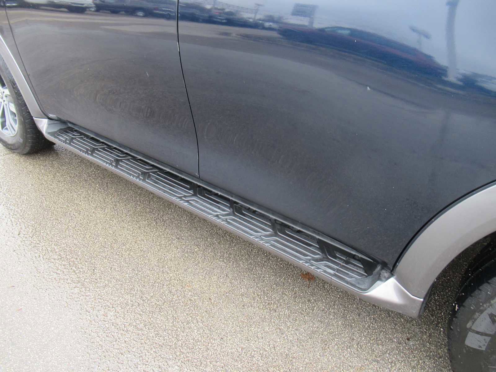 Used 2019 Nissan Armada SL w/ Premium Package image 16