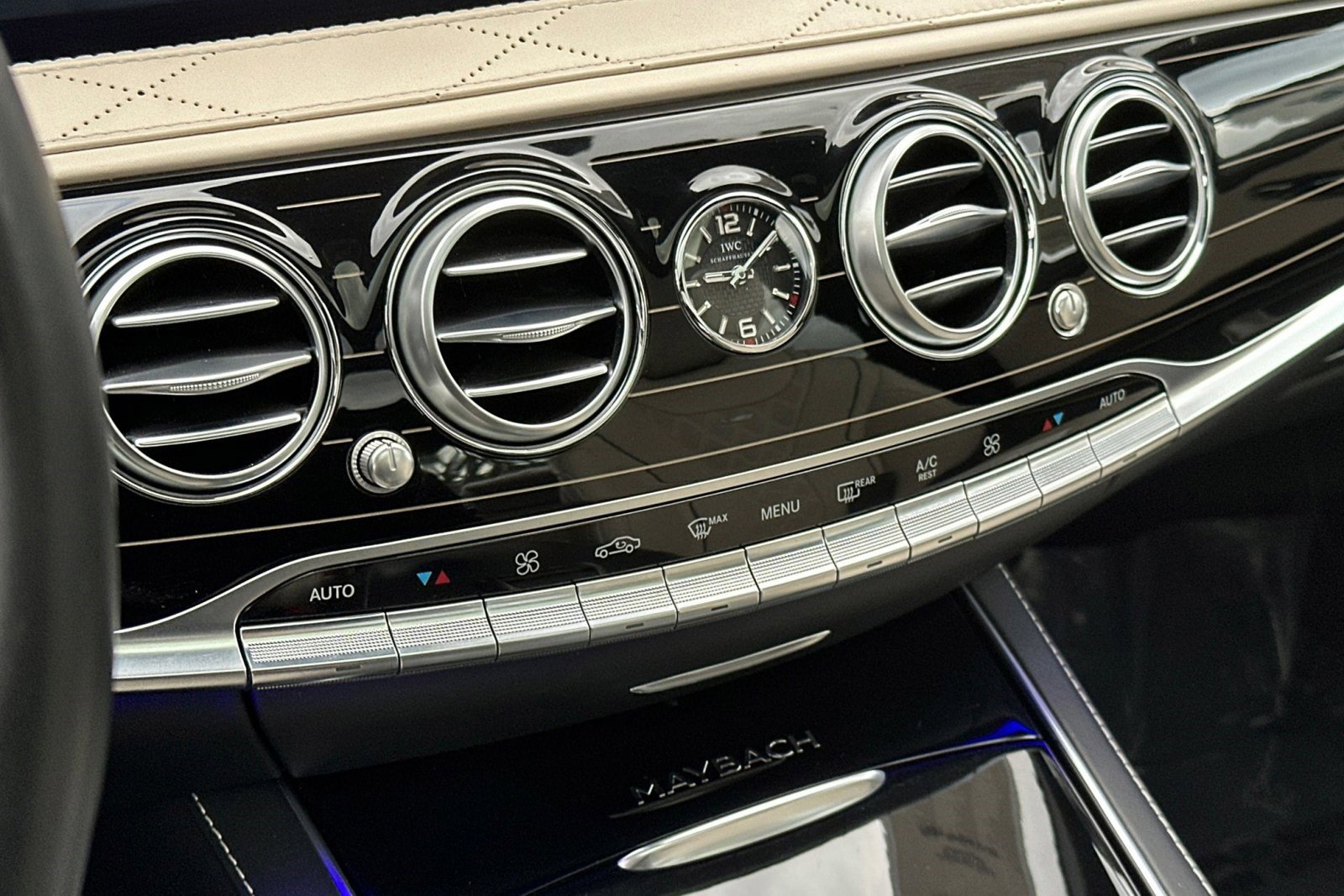 Used 2018 Mercedes-Benz Maybach S 650 image 23