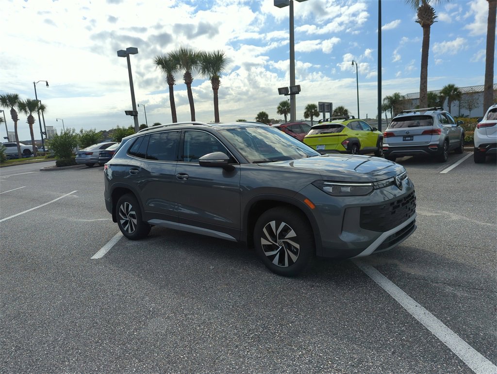 New 2026 Volkswagen Tiguan S image 2