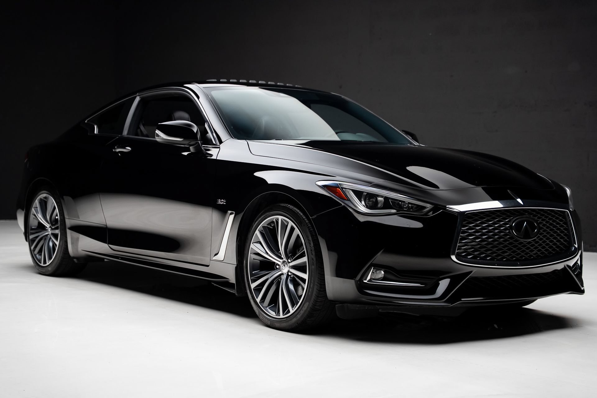 Used 2019 INFINITI Q60 3.0t Luxe AWD/4WD image 86