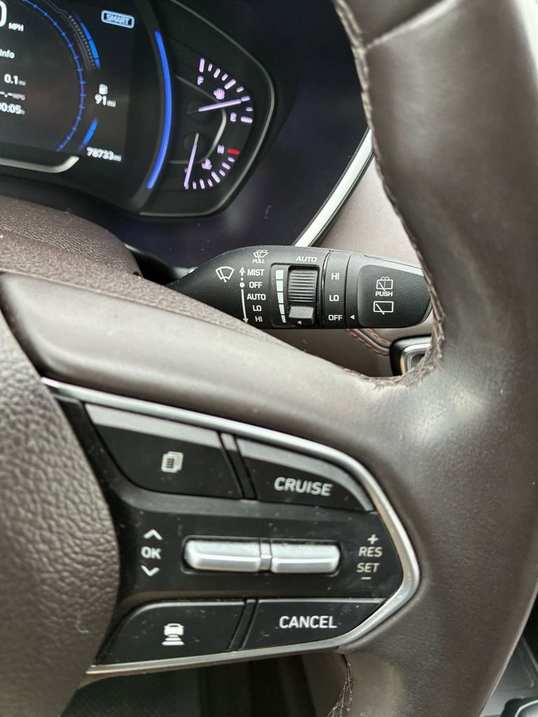 Used 2020 Hyundai Santa Fe Limited w/ Cargo Package image 26