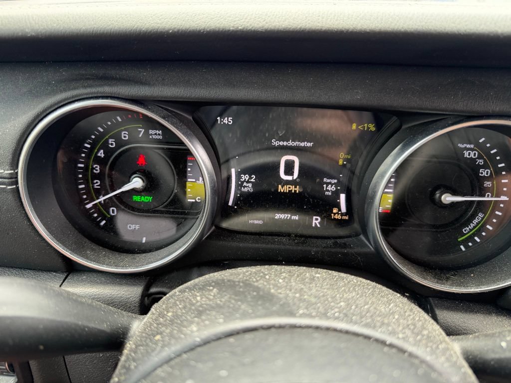 Used 2023 Jeep Wrangler Unlimited Sahara w/ Cold Weather Group AWD/4WD image 31