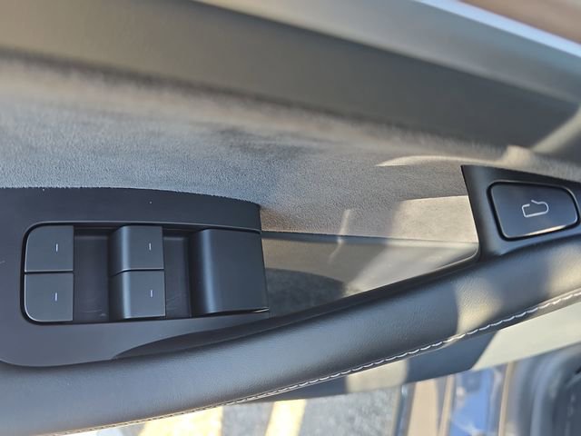 Used 2023 Tesla Model Y Long Range image 26