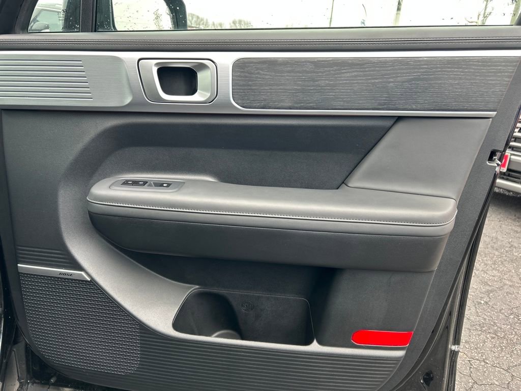 Certified 2025 Hyundai Santa Fe Limited image 26