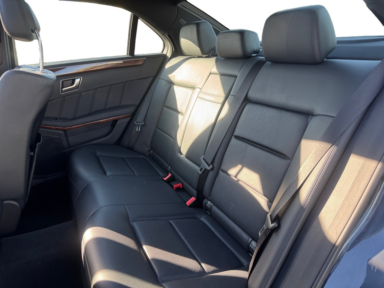 Used 2013 Mercedes-Benz E 350 4MATIC Sedan image 13