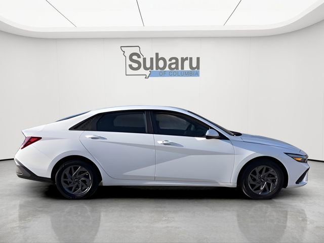 Used 2024 Hyundai Elantra SEL image 8
