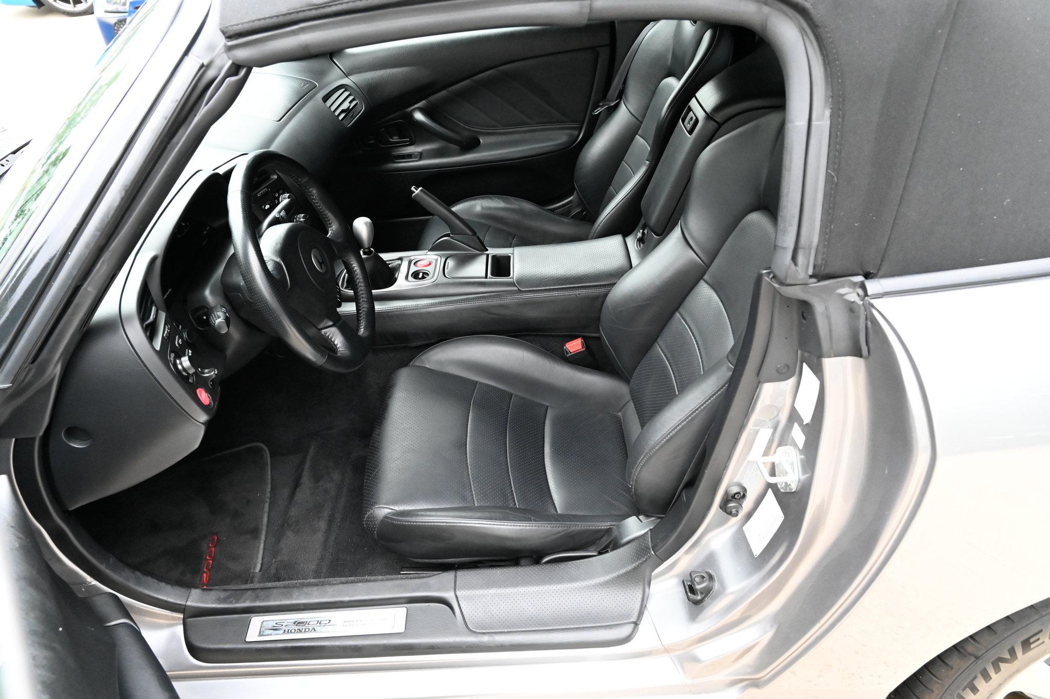 Used 2000 Honda S2000 image 17