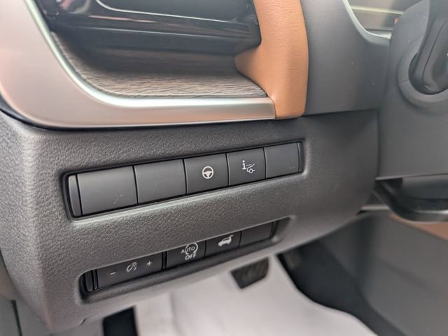 New 2026 Nissan Rogue Platinum image 17