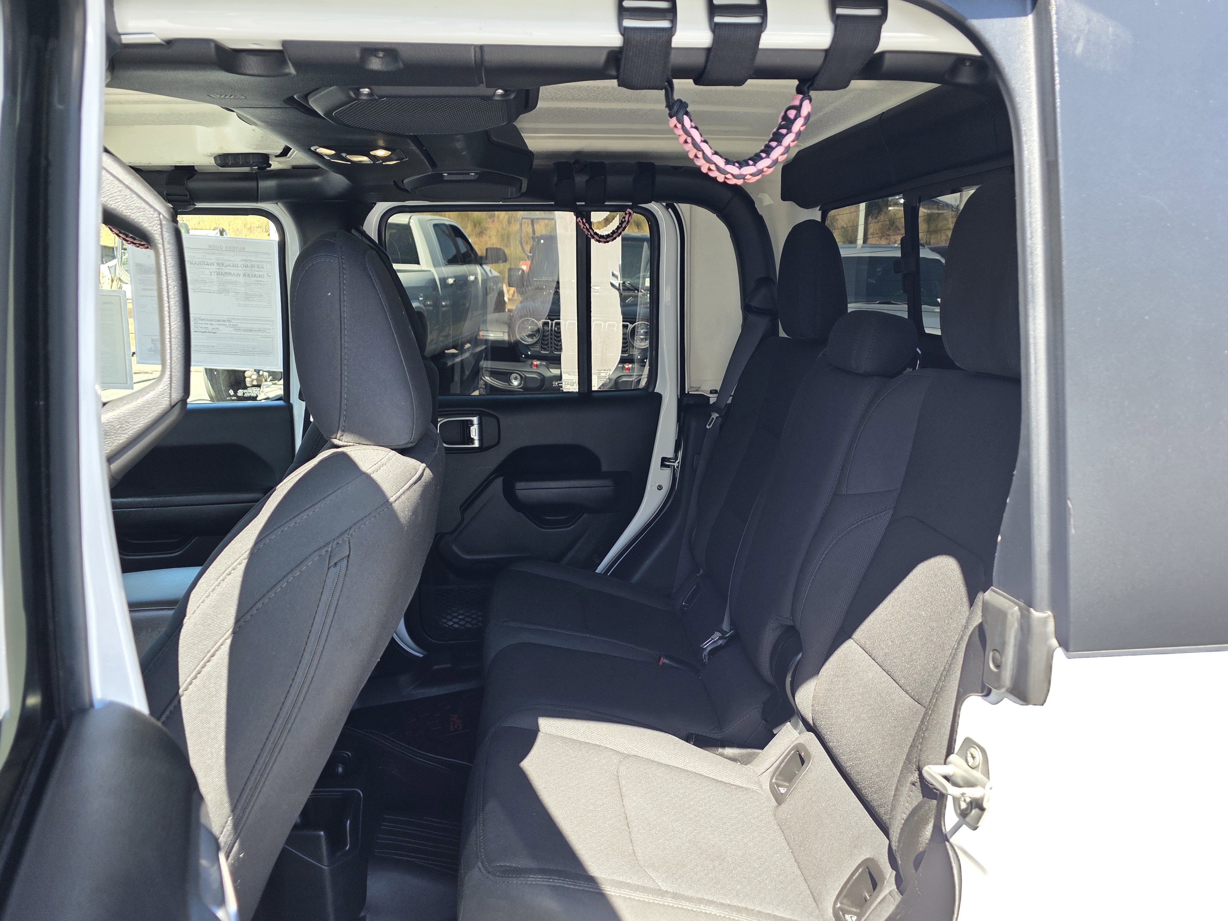 Certified 2023 Jeep Gladiator Sport AWD/4WD image 12