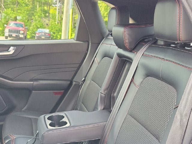 Used 2024 Ford Escape ST-Line w/ Tech Pack #1 AWD/4WD image 24