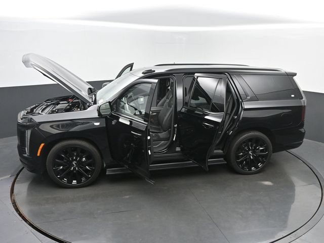 Certified 2026 Cadillac Escalade Platinum Sport w/ LPO, ONYX Package AWD/4WD image 63