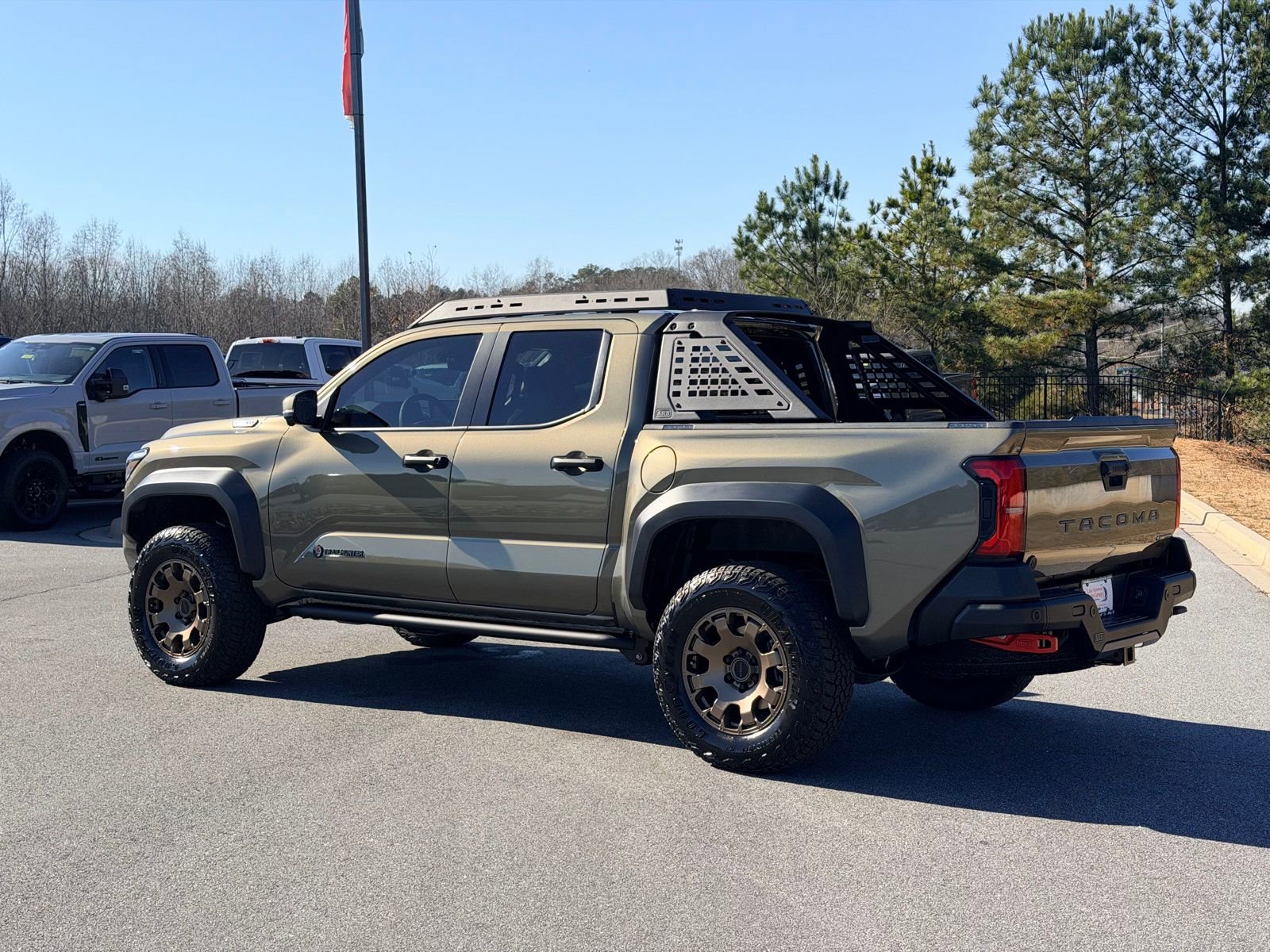 Used 2025 Toyota Tacoma Trailhunter AWD/4WD image 20