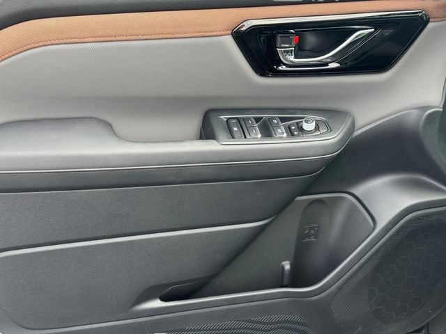 Certified 2025 Subaru Forester Sport AWD/4WD image 16