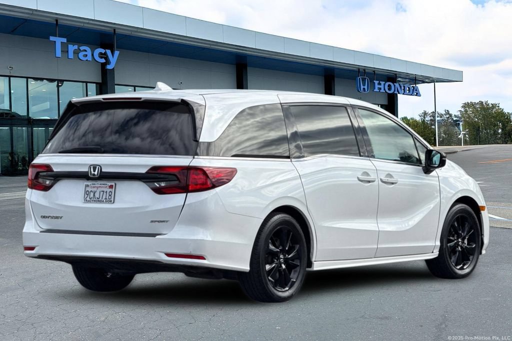 Used 2023 Honda Odyssey Sport image 6