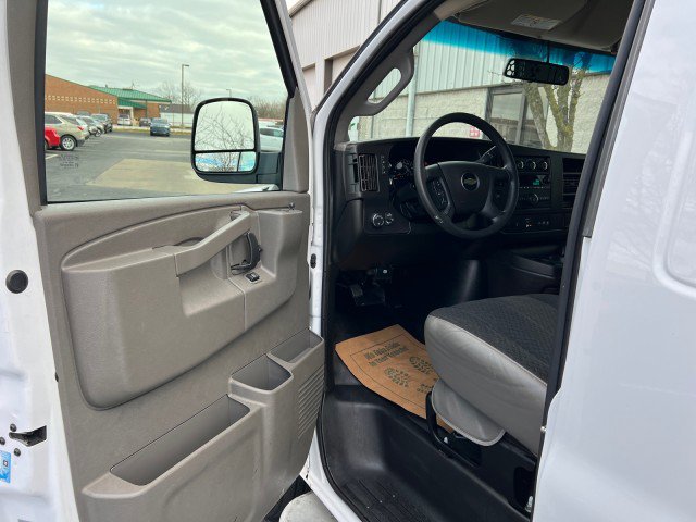 Used 2022 Chevrolet Express 2500 w/ Driver Convenience Package image 13