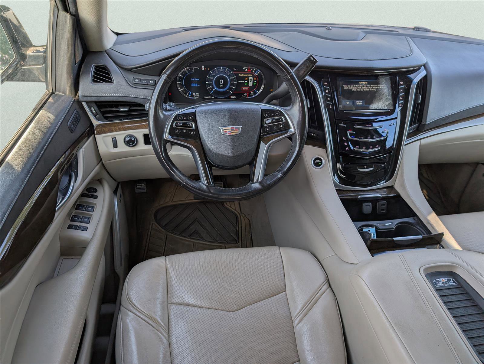 Used 2018 Cadillac Escalade Luxury RWD image 25