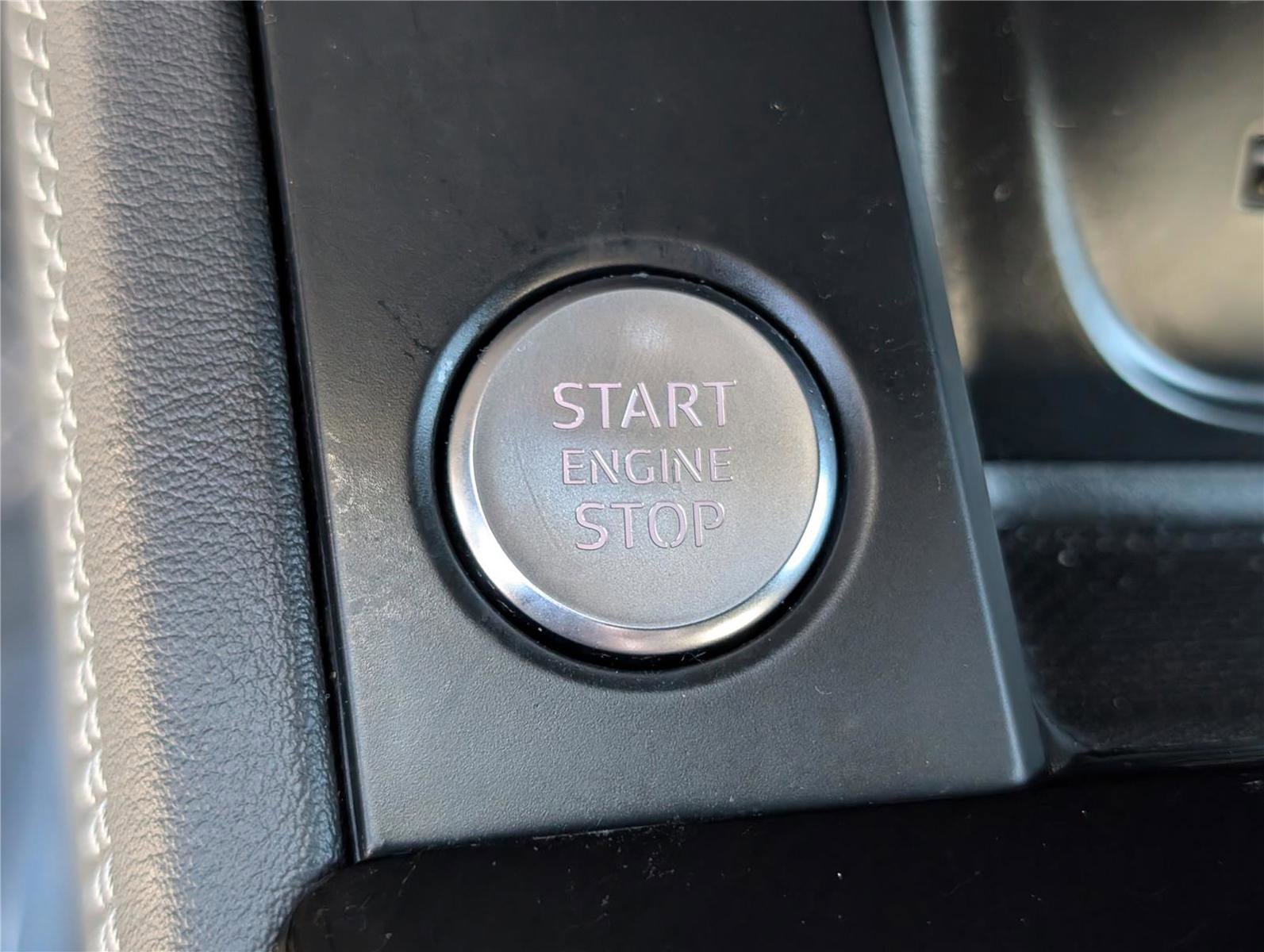 Used 2024 Audi A4 2.0T Premium Plus image 26