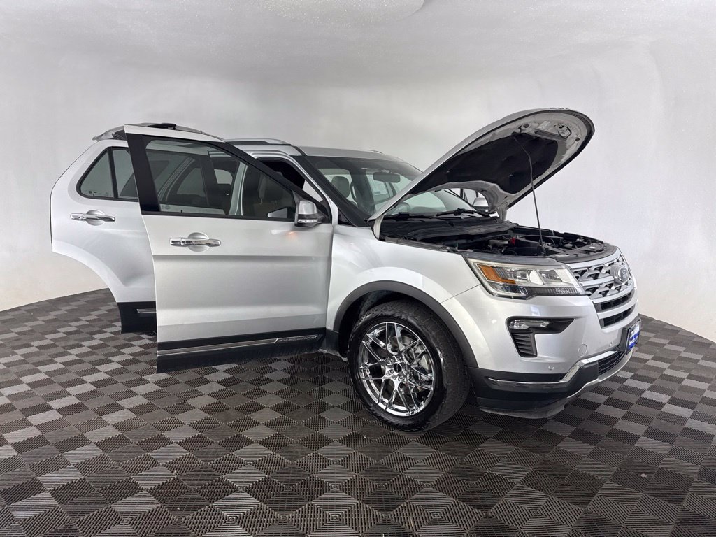 Used 2018 Ford Explorer Limited AWD/4WD image 25