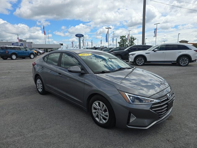 Used 2019 Hyundai Elantra SE w/ Cargo Package image 3