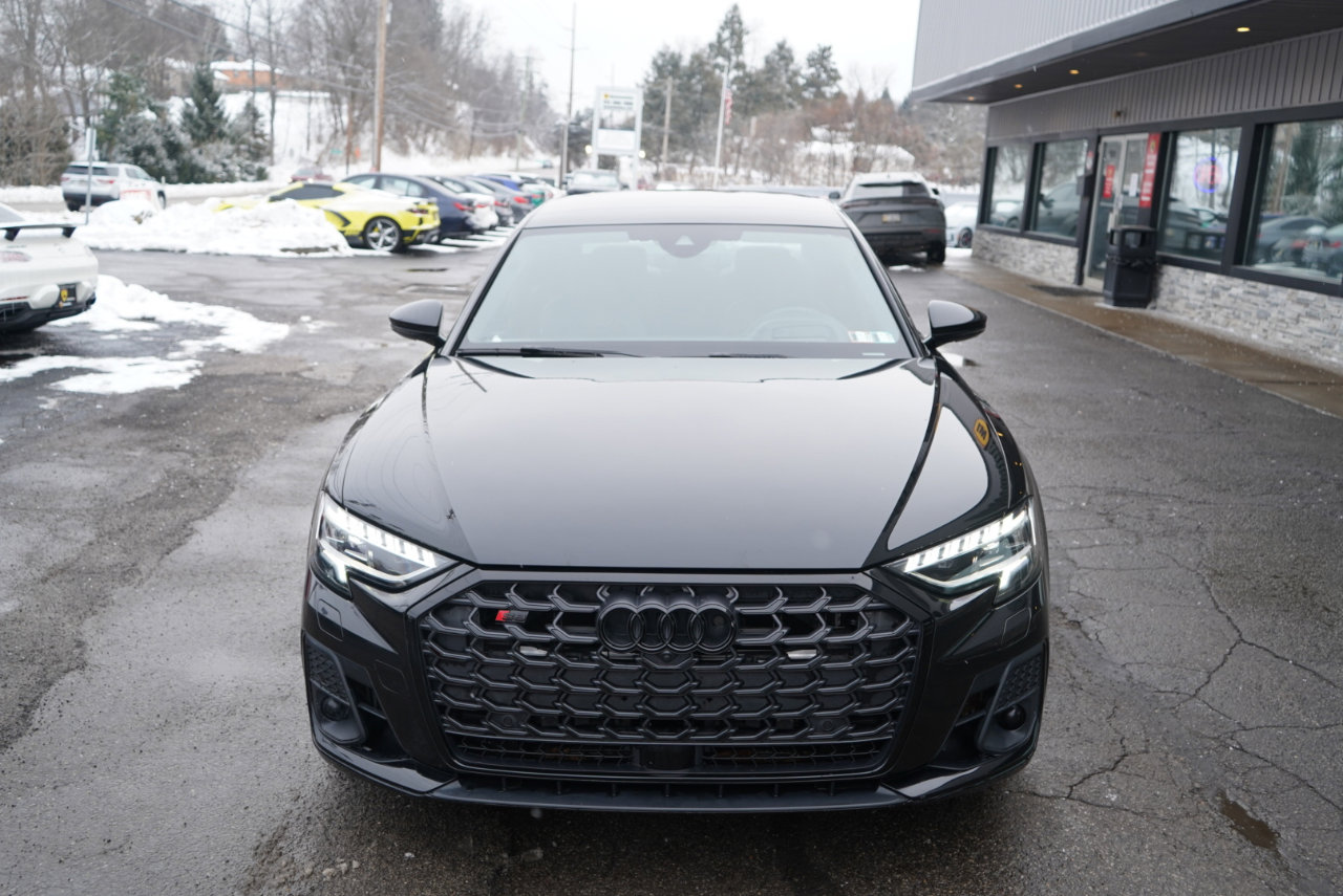 Used 2022 Audi S8 w/ S8 Comfort Plus Package image 12
