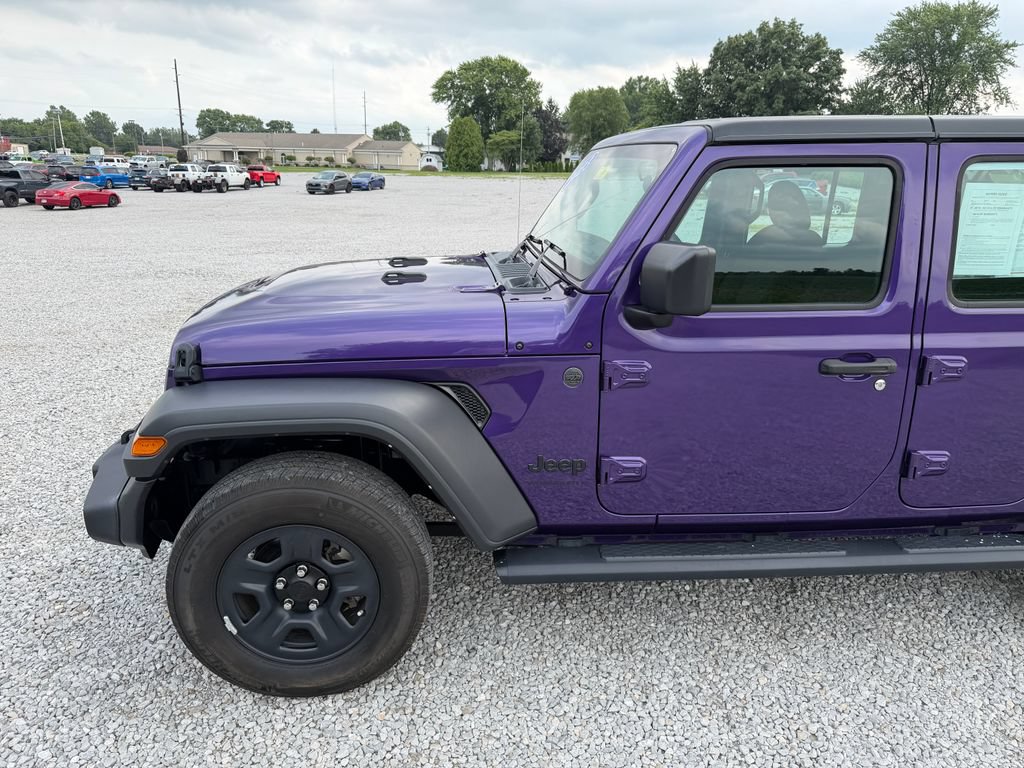 Used 2023 Jeep Wrangler Unlimited Sport AWD/4WD image 21
