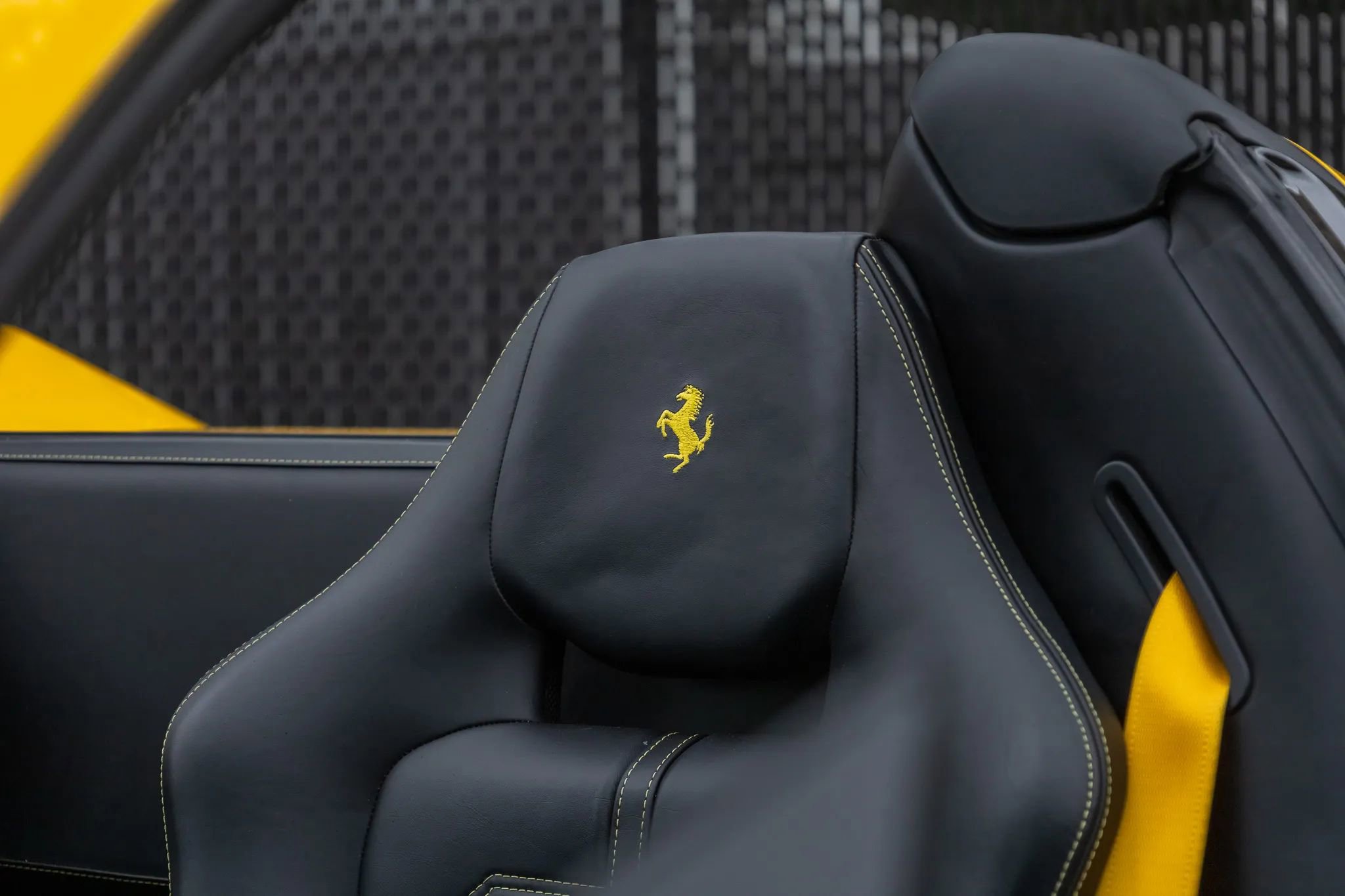 Used 2013 Ferrari 458 Spider RWD image 67