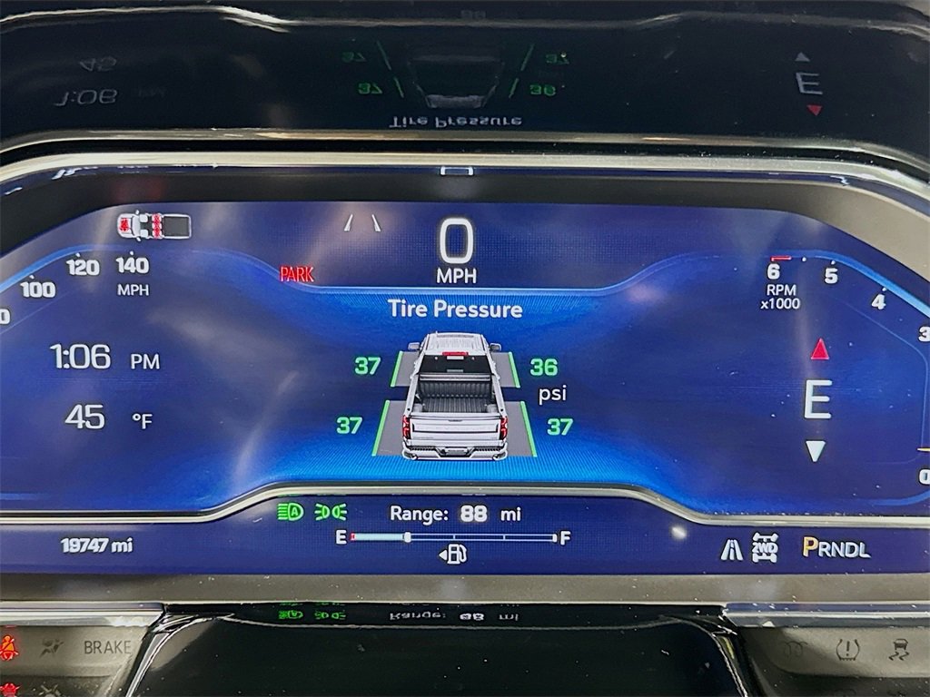 Used 2024 Chevrolet Silverado 1500 LT w/ Leather Package image 30