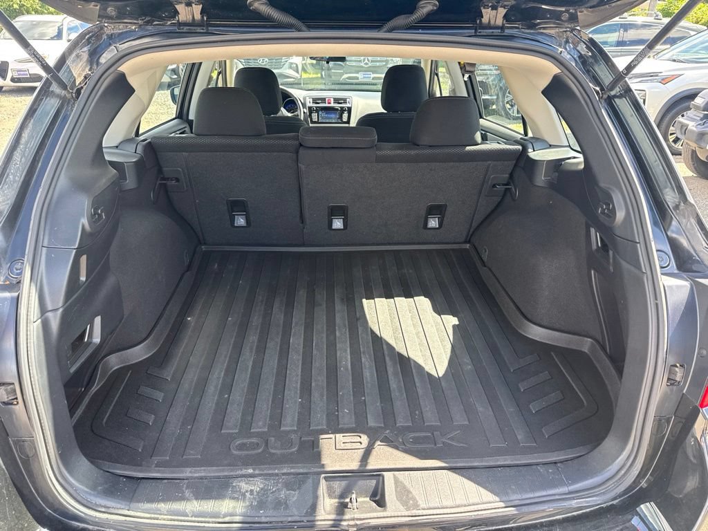 Used 2019 Subaru Outback 2.5i AWD/4WD image 17