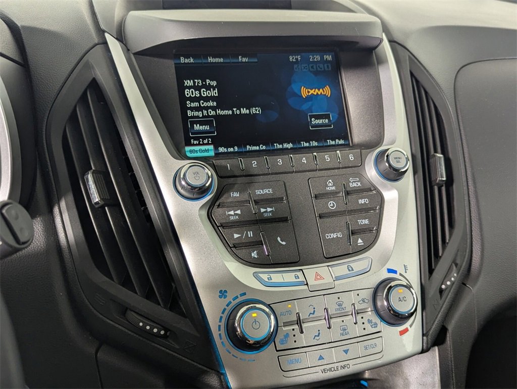 Used 2015 Chevrolet Equinox LTZ image 19