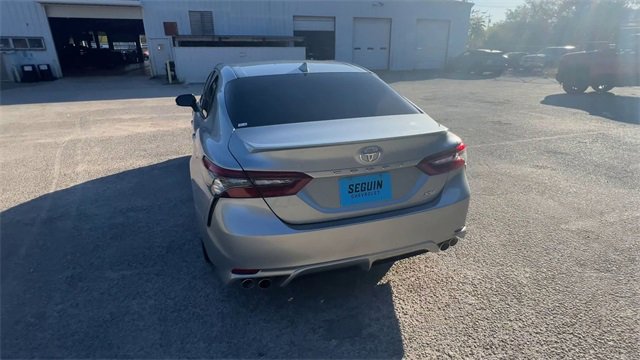 Used 2023 Toyota Camry XSE image 7