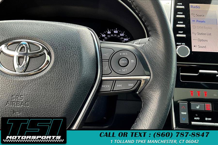 Used 2019 Toyota Avalon XLE FWD image 19
