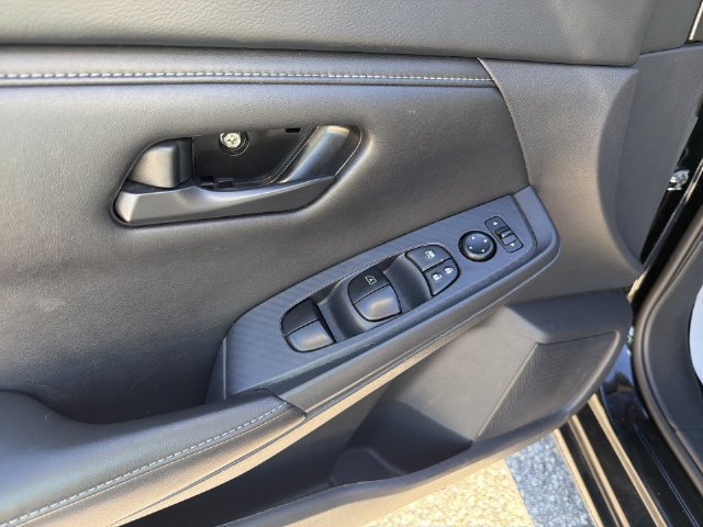 Used 2024 Nissan Sentra S FWD image 13