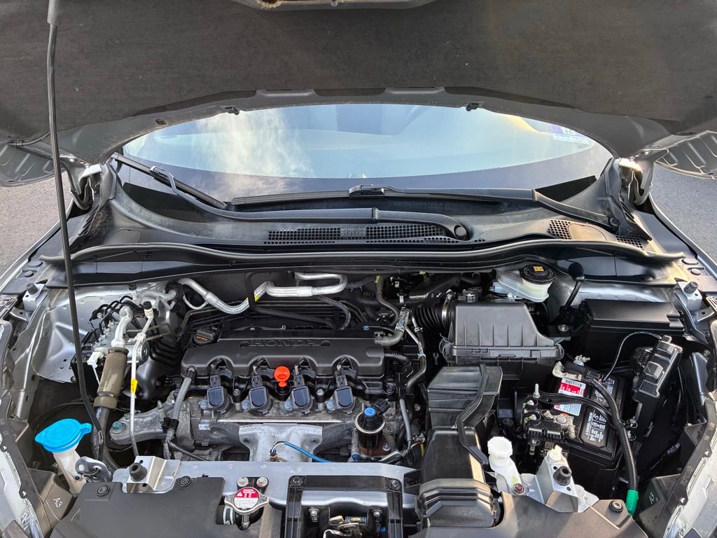 Used 2019 Honda HR-V Sport image 9