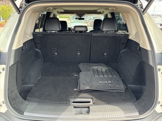 Used 2023 Nissan Rogue Platinum w/ Platinum Premium Package AWD/4WD image 7