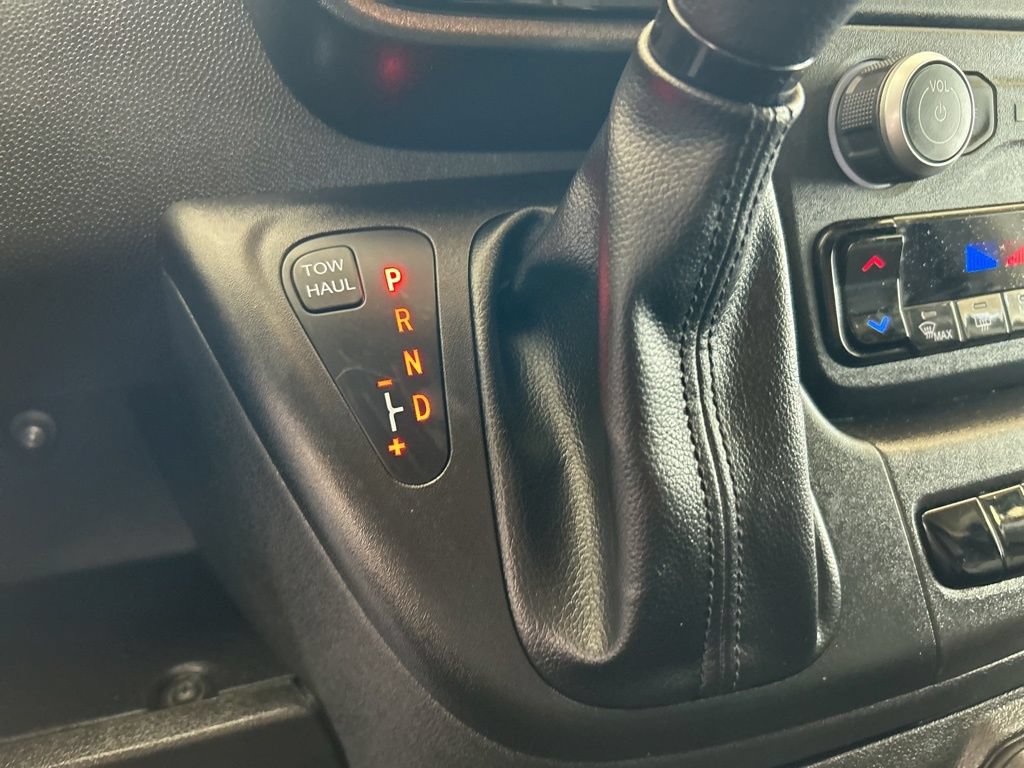 Used 2025 RAM ProMaster 2500 w/ Convenience Group FWD image 9