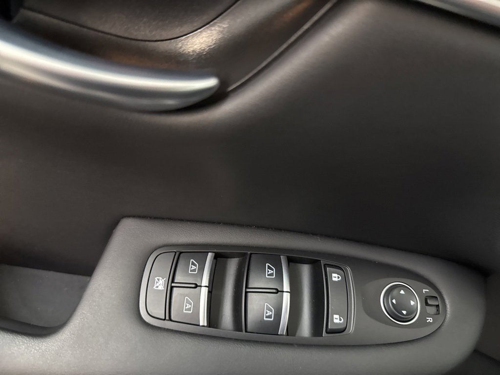 Certified 2025 INFINITI QX50 Pure image 12