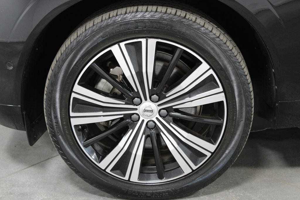 Used 2023 Volvo XC60 B6 Ultimate w/ Climate Package AWD/4WD image 18