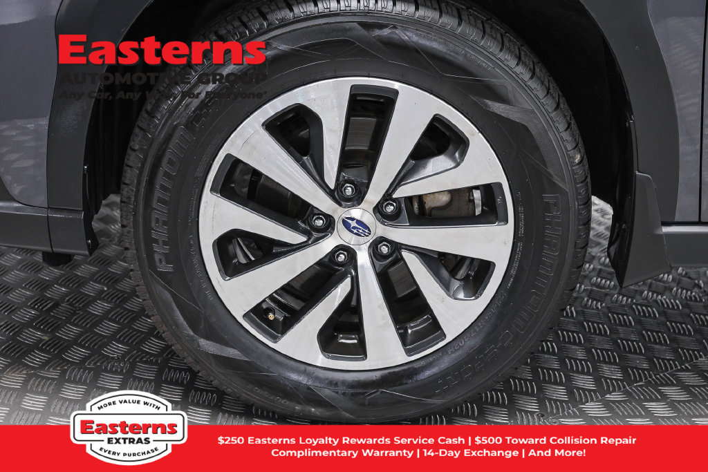 Used 2024 Subaru Outback Premium AWD/4WD image 32