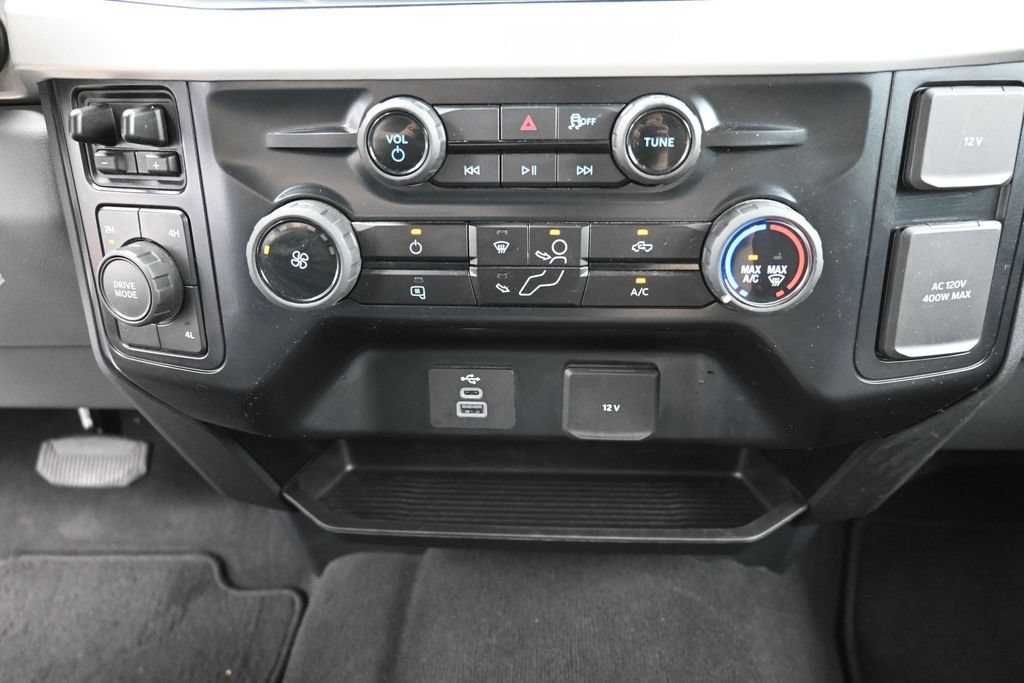 Certified 2025 Ford F250 XLT AWD/4WD image 18