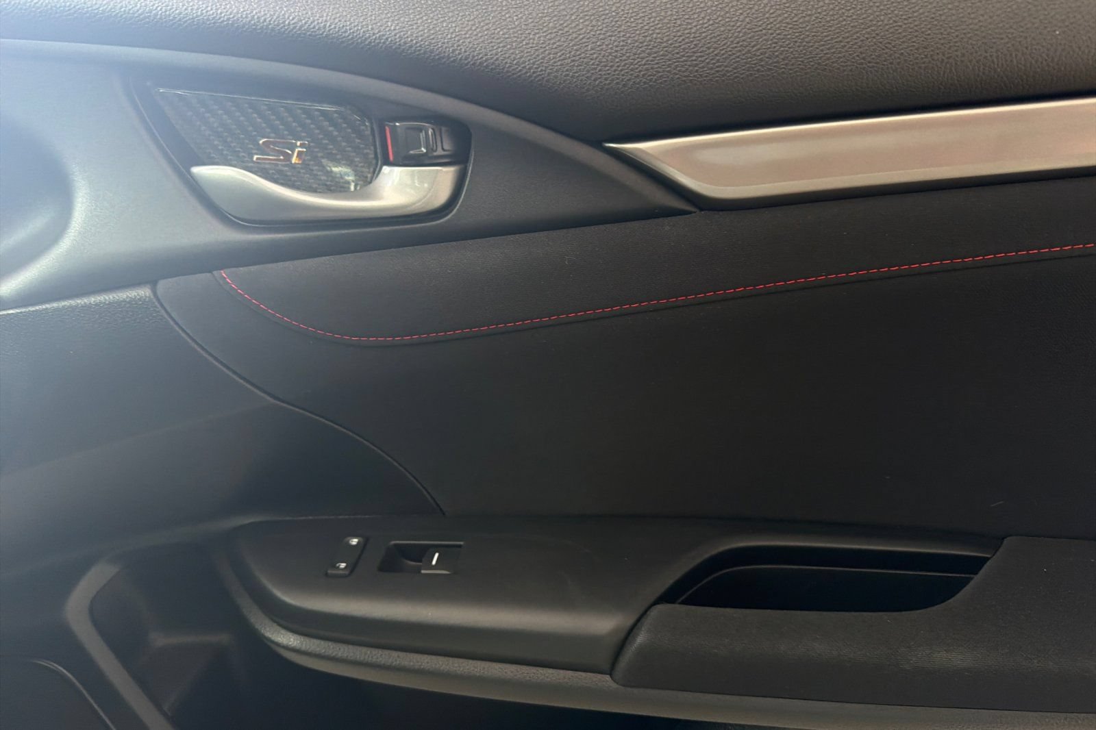 Used 2018 Honda Civic Si image 19