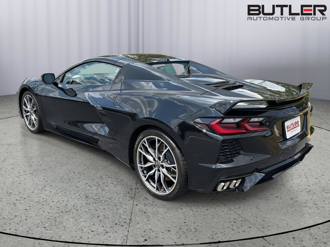 Used 2024 Chevrolet Corvette Stingray Premium Conv w/ Z51 Performance Package RWD image 4