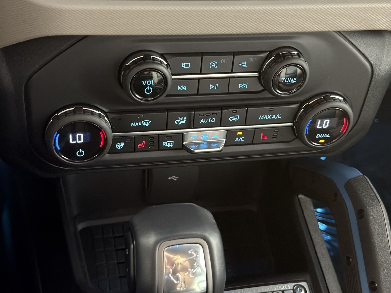 Used 2024 Ford Bronco Wildtrak AWD/4WD image 21
