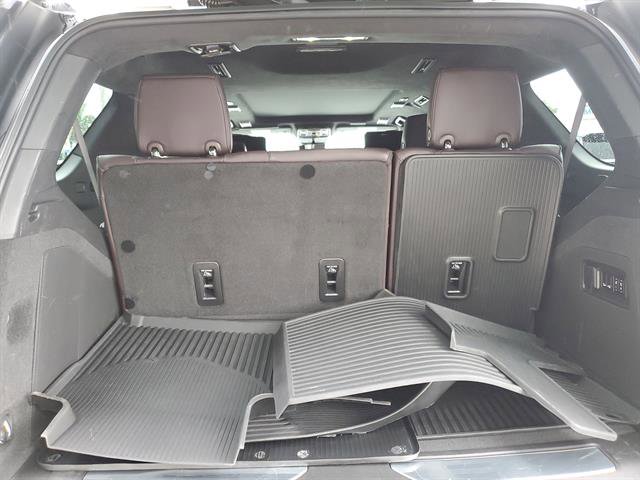 Certified 2022 Cadillac Escalade Sport Platinum w/ LPO, ONYX Package image 12