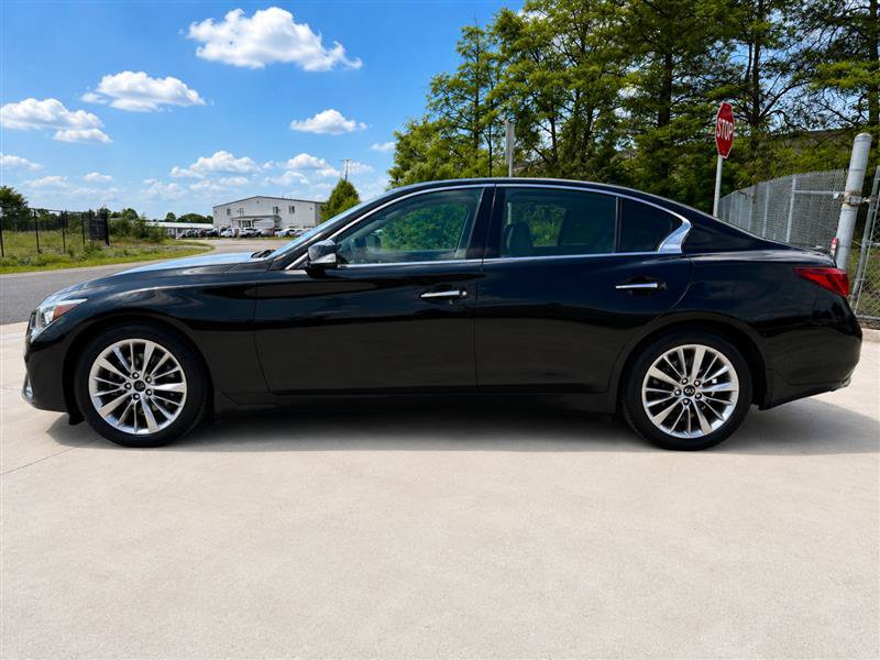 Used 2021 INFINITI Q50 Luxe w/ Cargo Package AWD/4WD image 3
