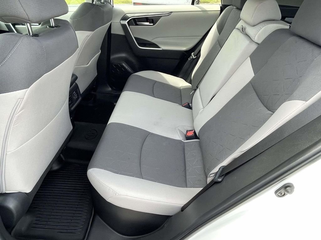 Used 2025 Toyota RAV4 XLE image 13